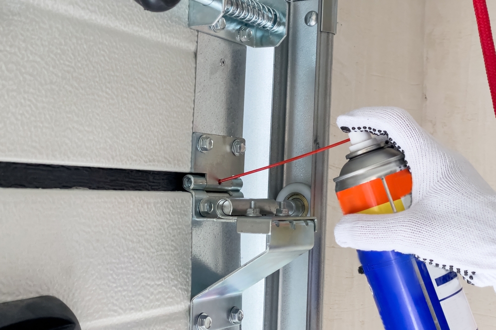 garage door spring repair services in El Cajon